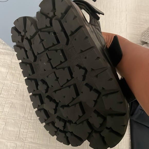 Prada Nappa leather sandals - Picture 6 of 7